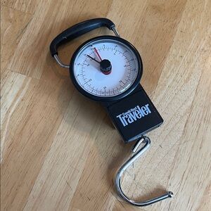 Conde Nast Traveler Lightweight Portable  Black Portable Luggage Scale